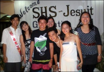 Best Friends Gallery